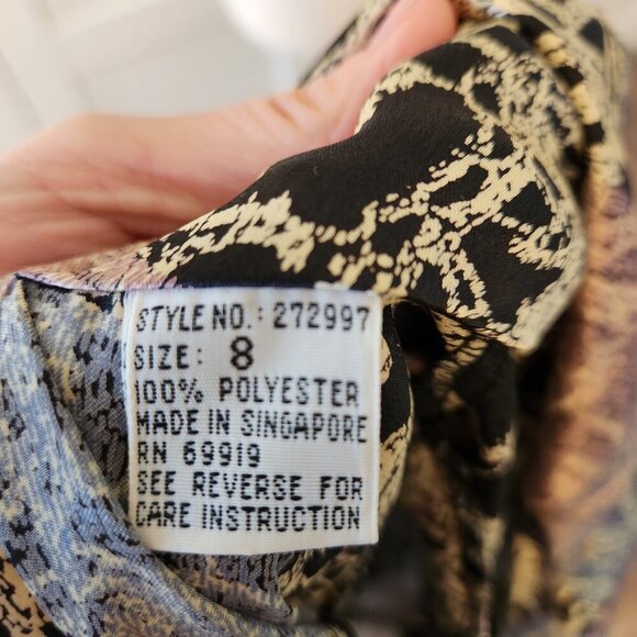 vintage silky blouse black gold silky blouse turtle neck pleated abstract size 8 - Picture 7 of 10